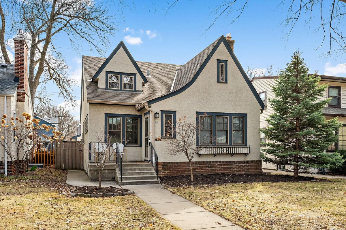 5315 Abbott Avenue S, Minneapolis, MN 55410