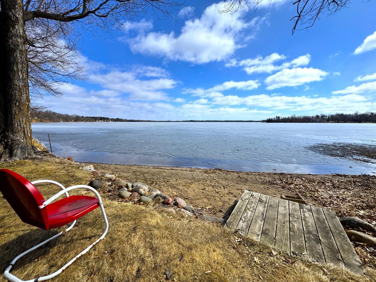 10532 Jurgen Nash Drive, Garrison, MN 56450