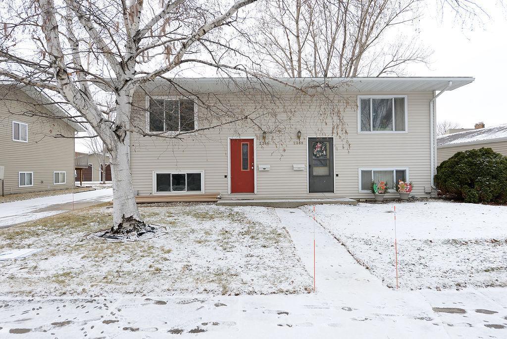 2366 20th Avenue S, Fargo, ND 58103