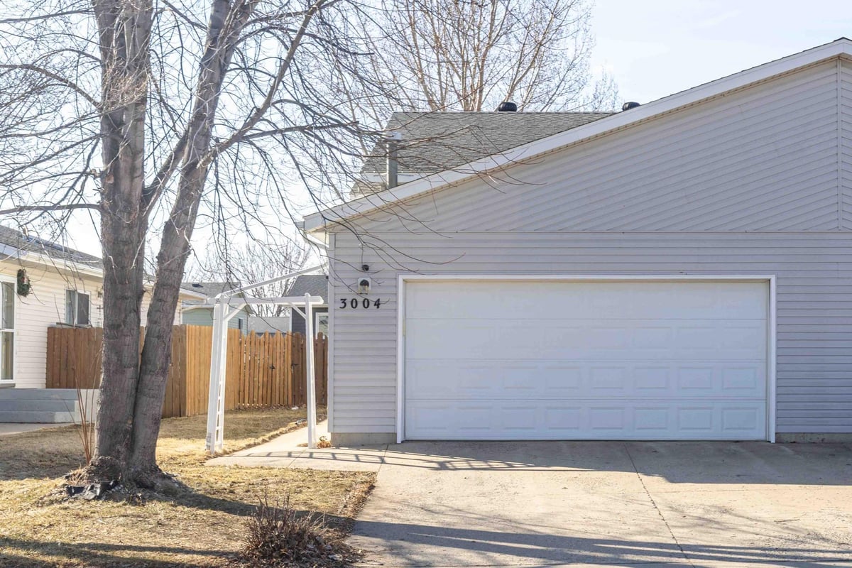 3004 Dakota Park Circle S, Fargo, ND 58104