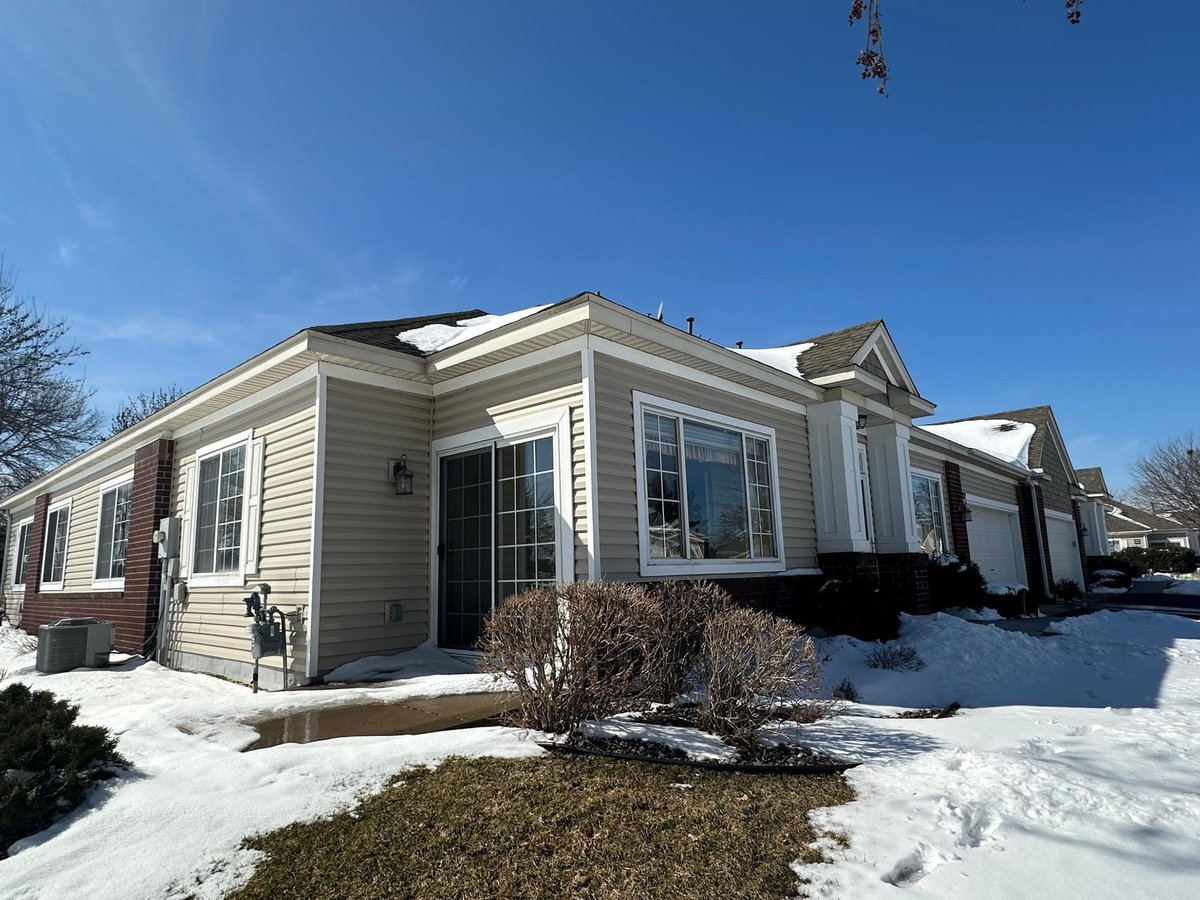 2002 111th Court NE, Blaine, MN 55449
