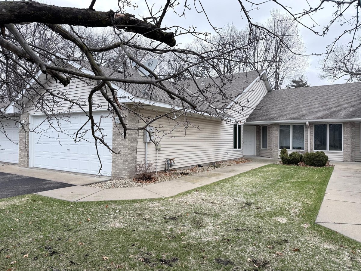 1475 119th Lane NE, Blaine, MN 55449