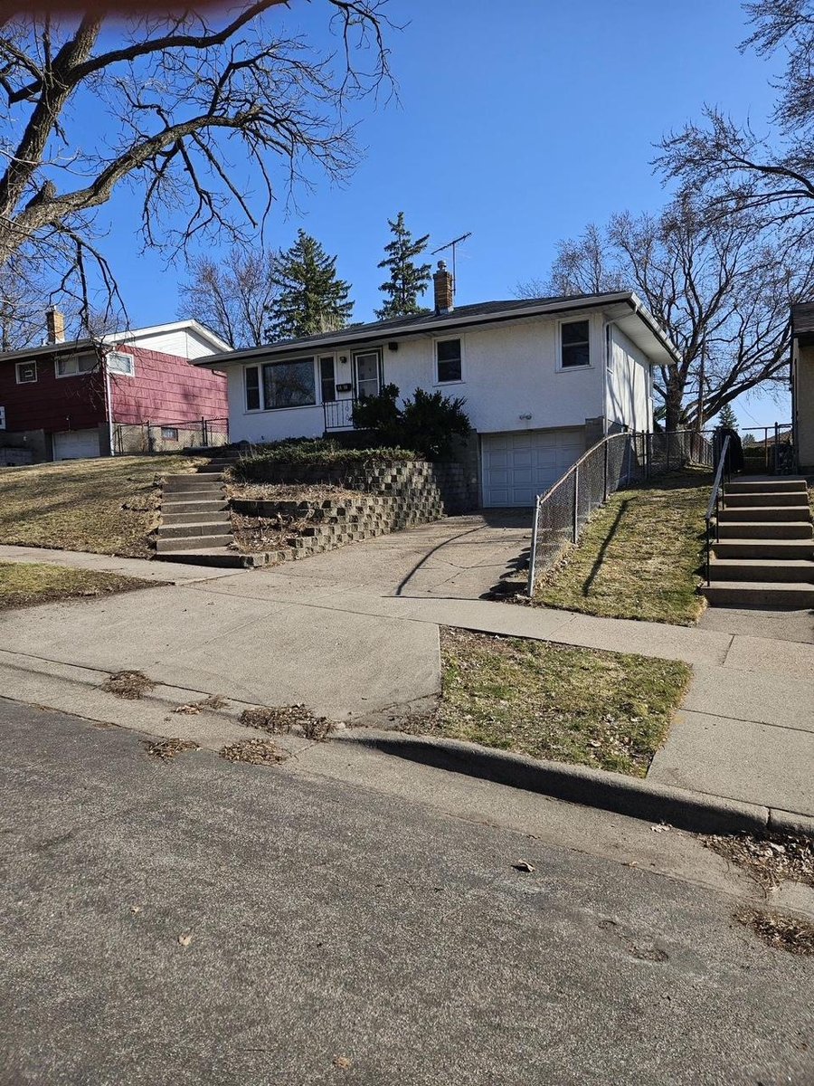 1450 Fremont Avenue, Saint Paul, MN 55106