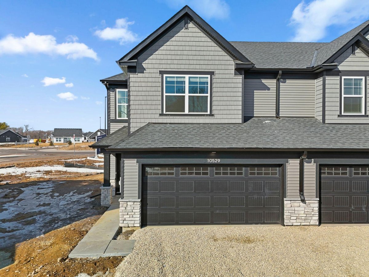 10529 Harbor Lane N, Maple Grove, MN 55369