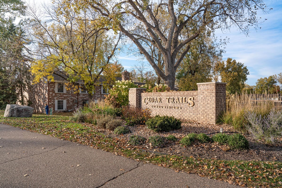 4548 Cedar Lake Road S #6, Saint Louis Park, MN 55416