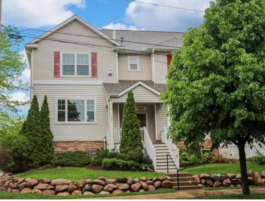 1825 3rd Street NE, Minneapolis, MN 55418