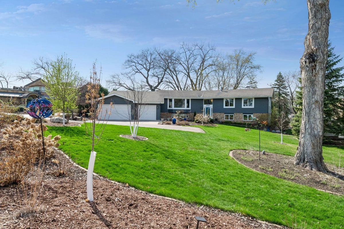 2707 Walters Port Lane, Orono, MN 55331