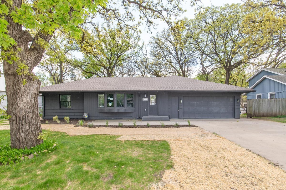 8025 W 26th Street, Saint Louis Park, MN 55426