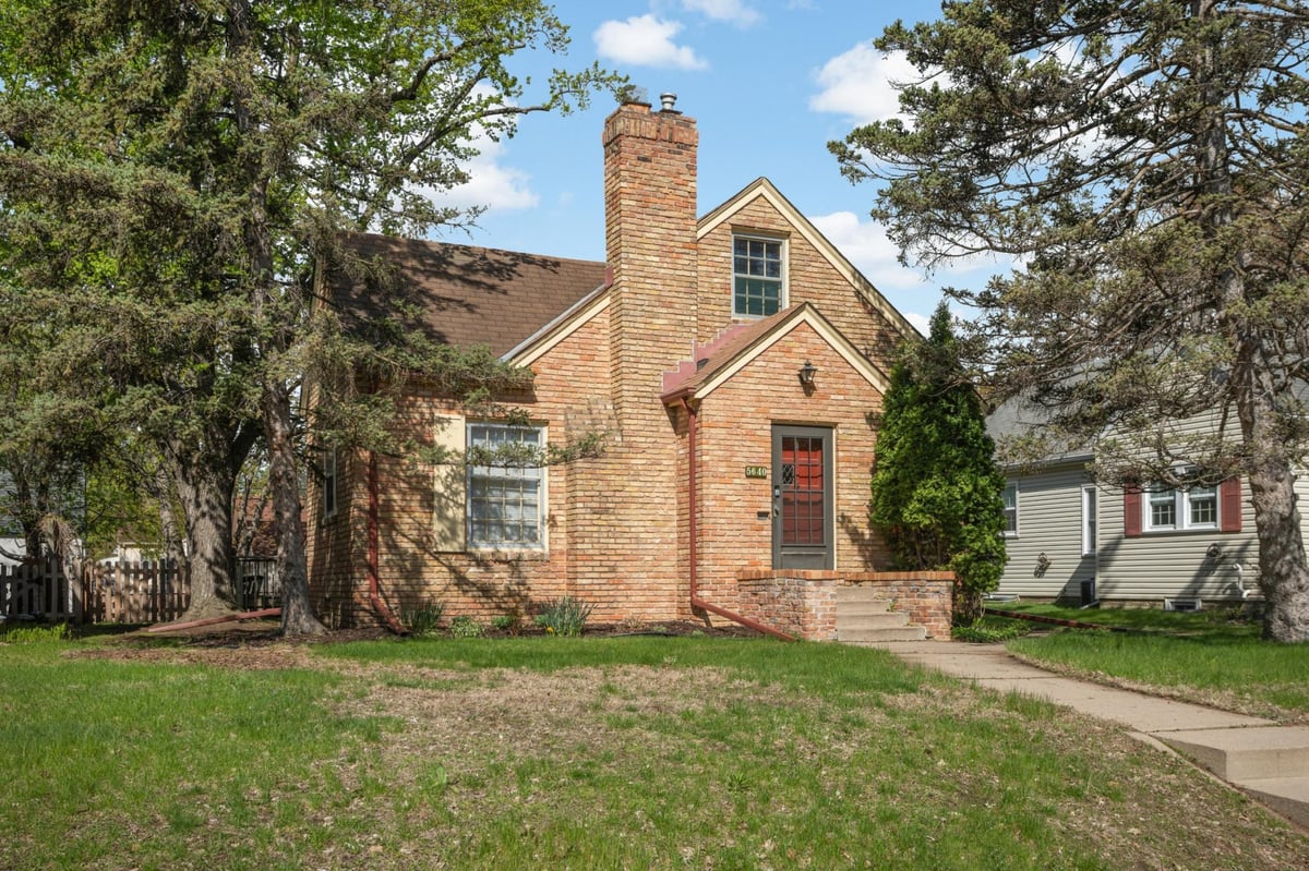 5640 Pleasant Avenue, Minneapolis, MN 55419