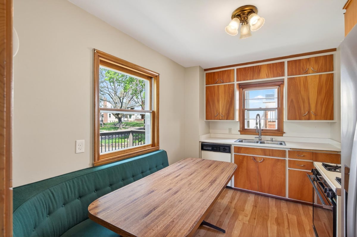 3735 Sumter Avenue S, Saint Louis Park, MN 55426