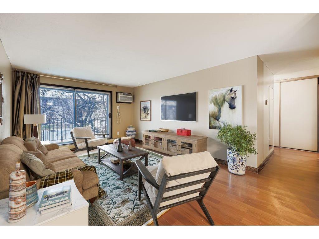 3431 Kent Street #813, Shoreview, MN 55126