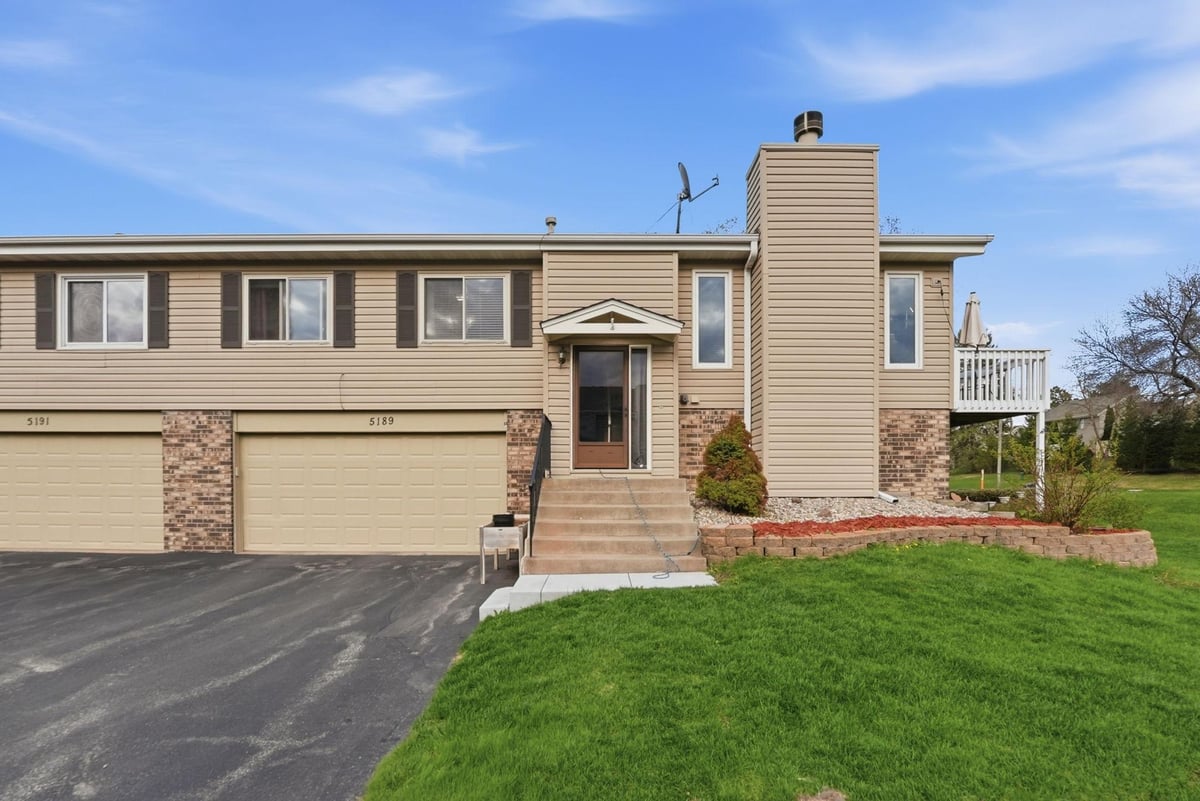 5189 Beachside Drive, Minnetonka, MN 55343
