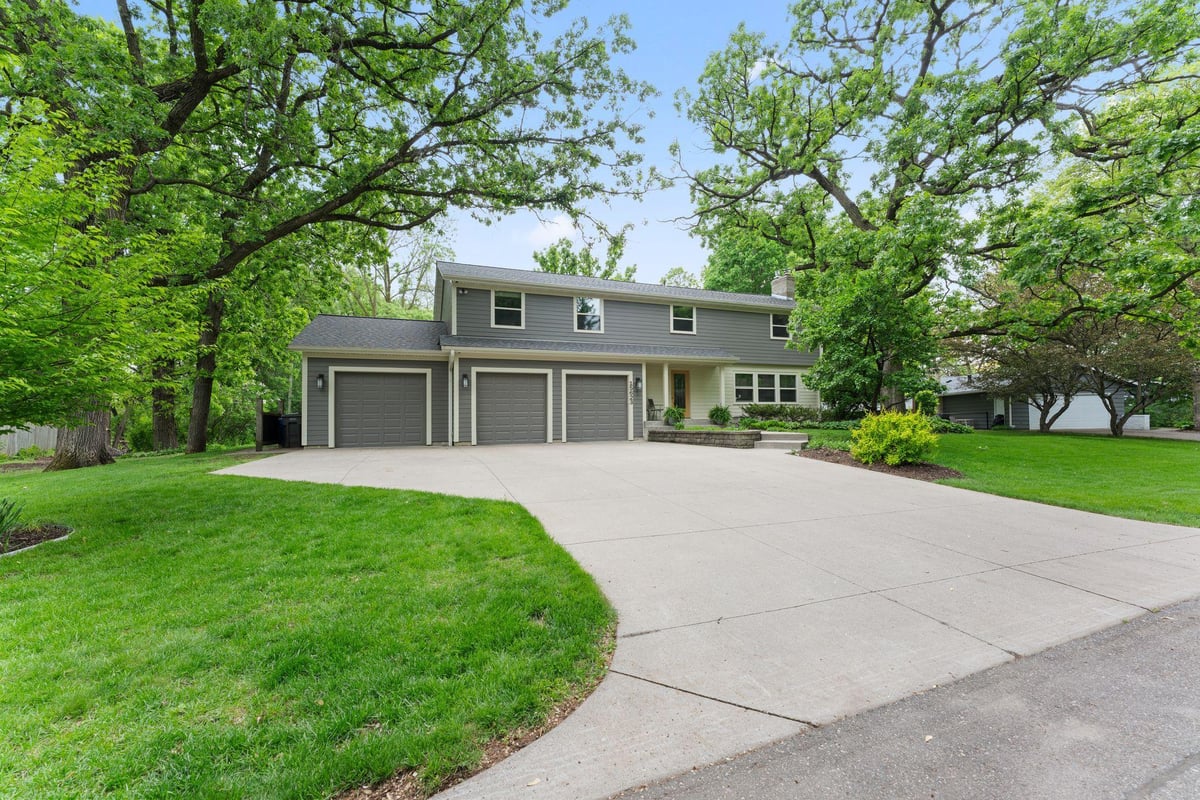15623 Normandy Lane, Minnetonka, MN 55345