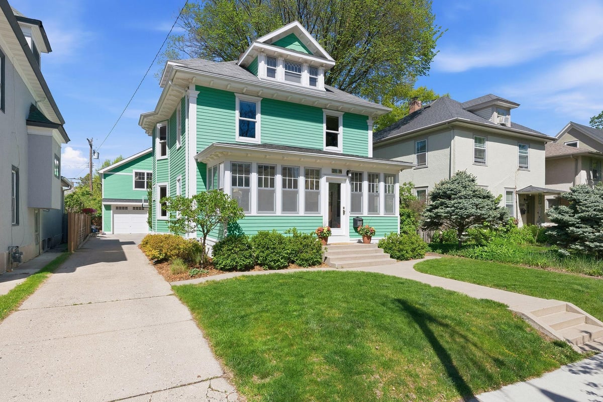 3212 Irving Avenue S, Minneapolis, MN 55408