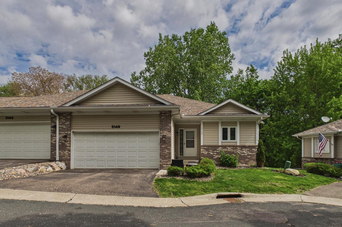 5149 Stoney Bridge Court, Minnetonka, MN 55345