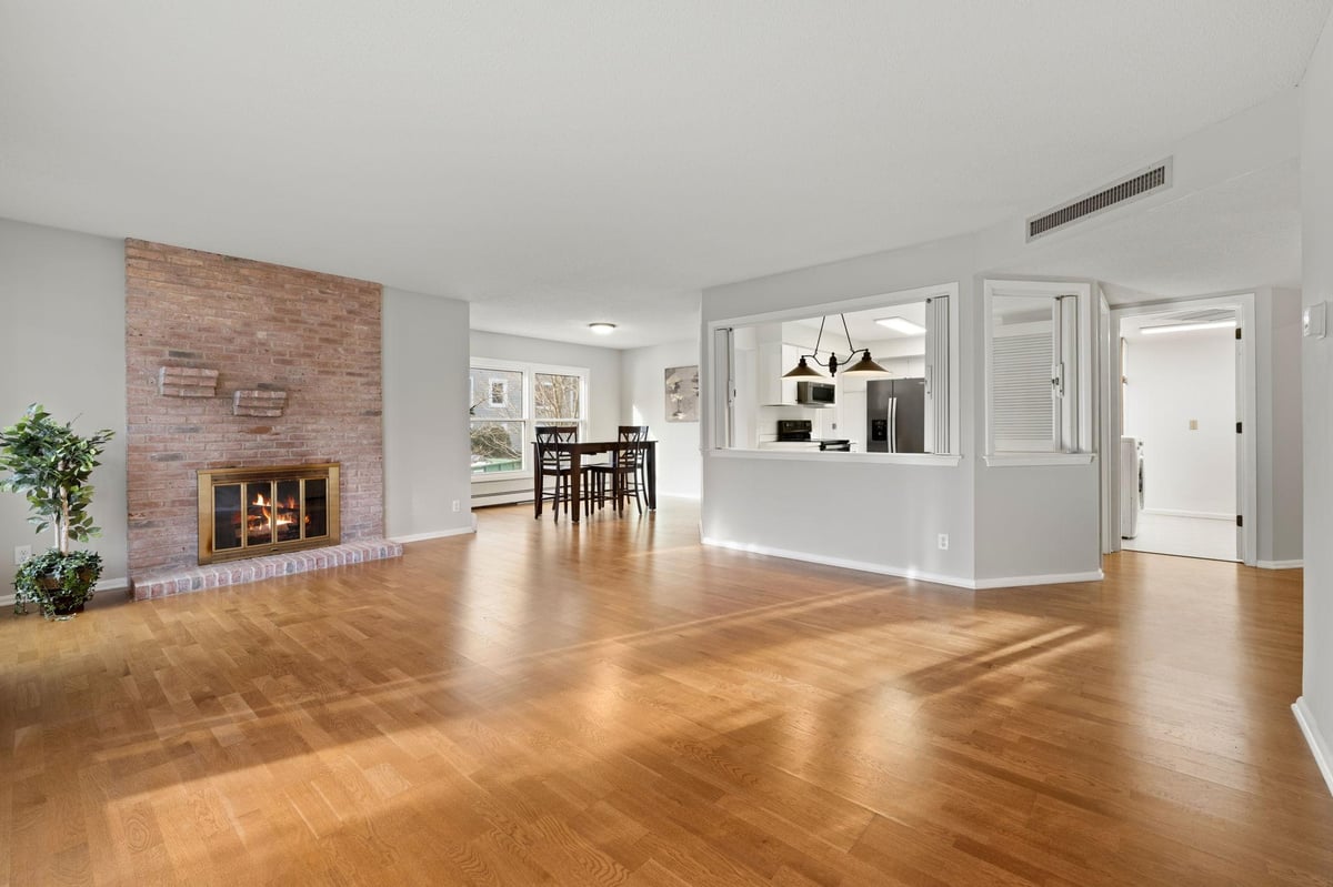 3030 Saint Albans Mill Road #115, Minnetonka, MN 55305