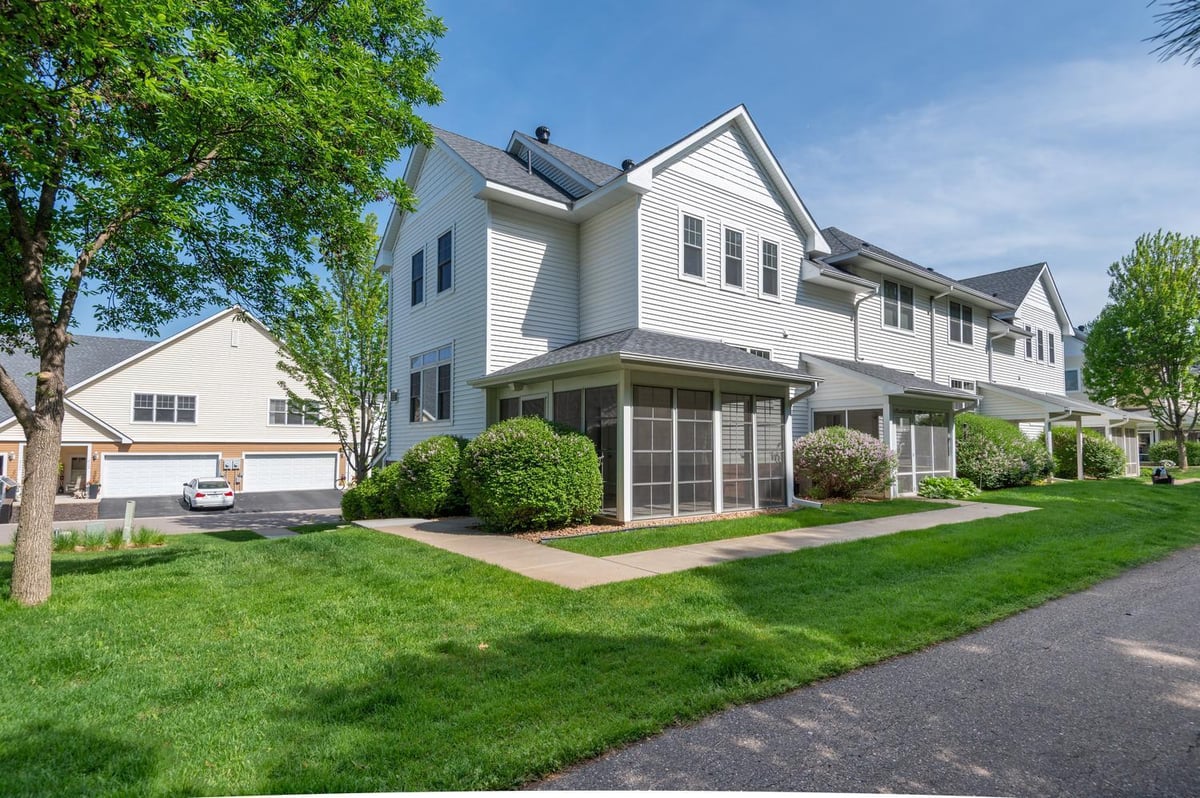 2133 Village Trail, Mound, MN 55364