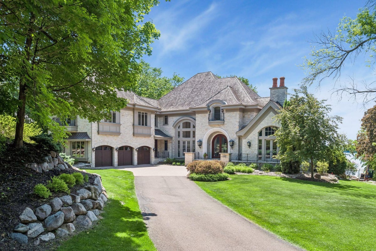 1530 Orchard Beach Place, Mound, MN 55364