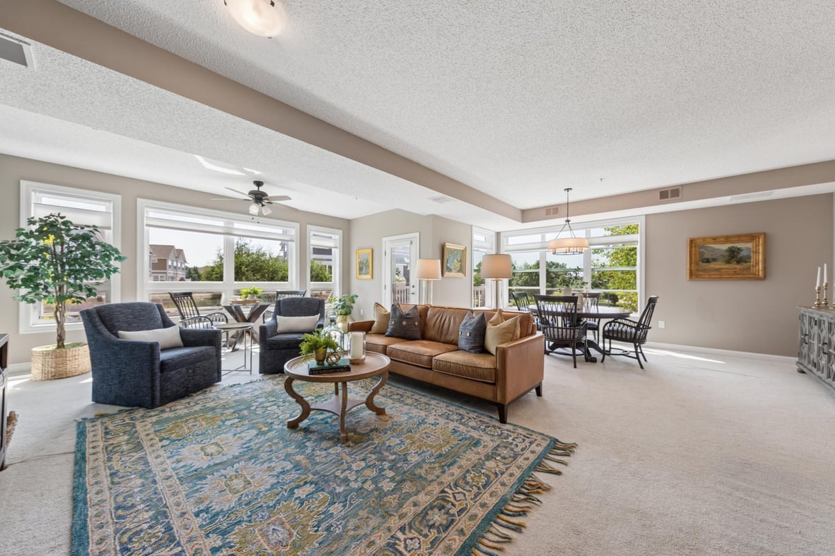 2670 Kelley Parkway #112, Long Lake, MN 55356