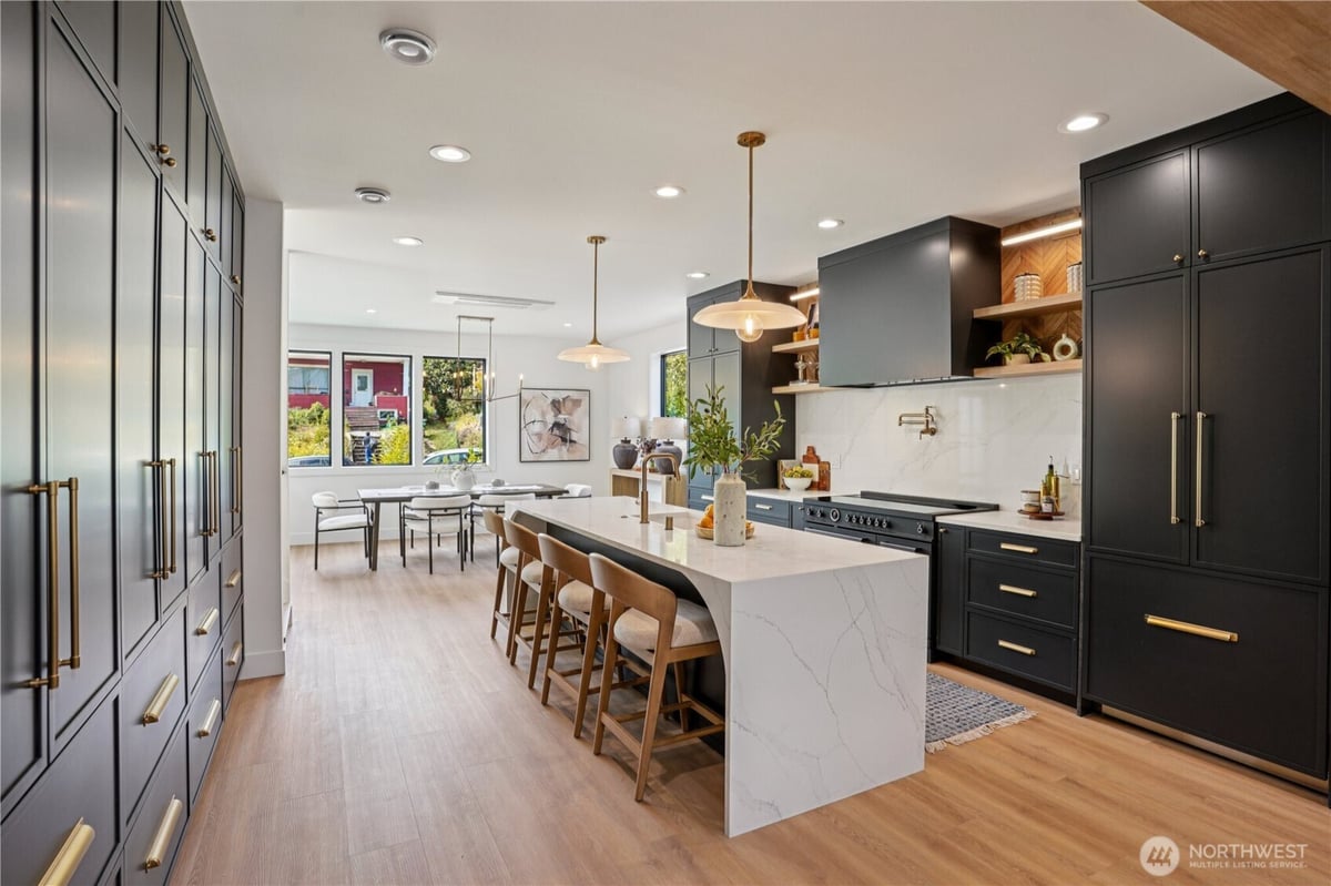 3714 Bagley Avenue N, Seattle, WA 98103