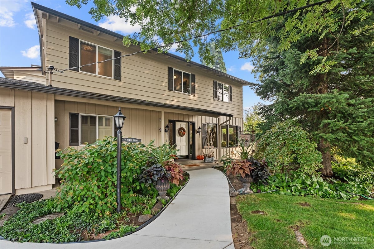 9 N Elliott Avenue, Wenatchee, WA 98801