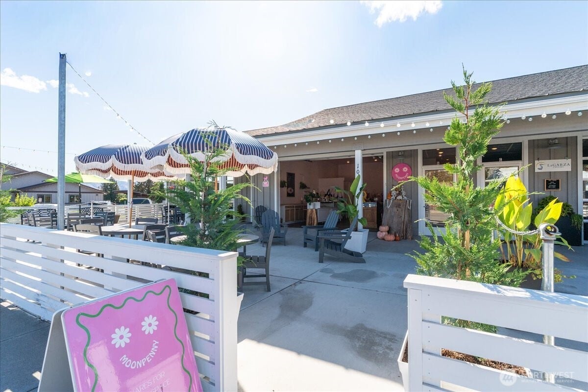 10 Wapato Point Parkway #B Manson WA 98831