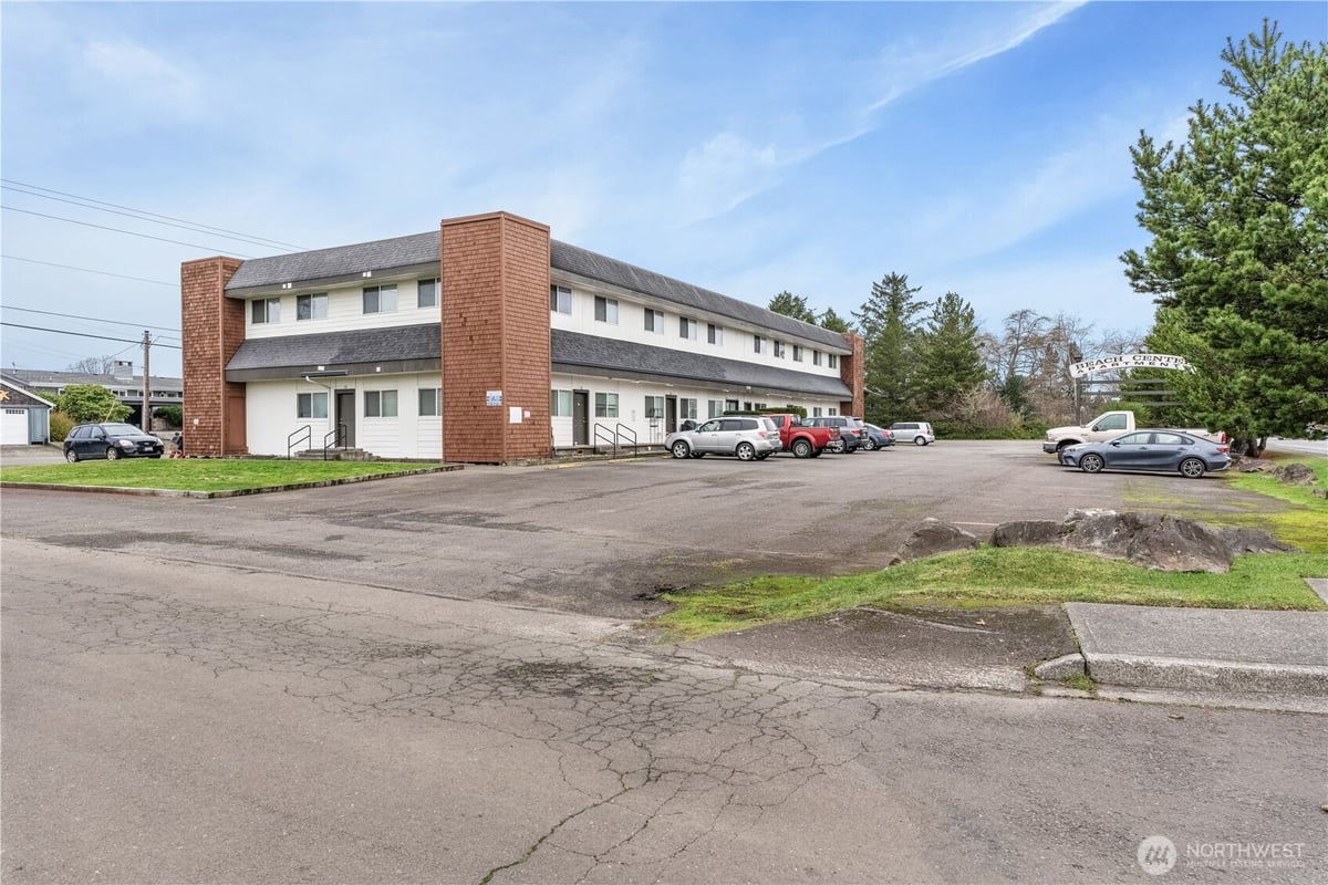 1101 Pacific Avenue N, Long Beach, WA 98631 - 6