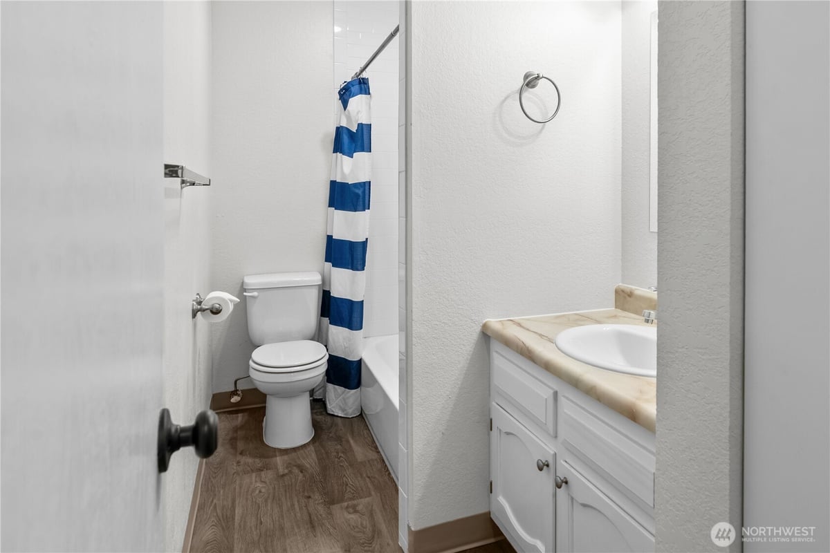 1101 Pacific Avenue N, Long Beach, WA 98631 - 31