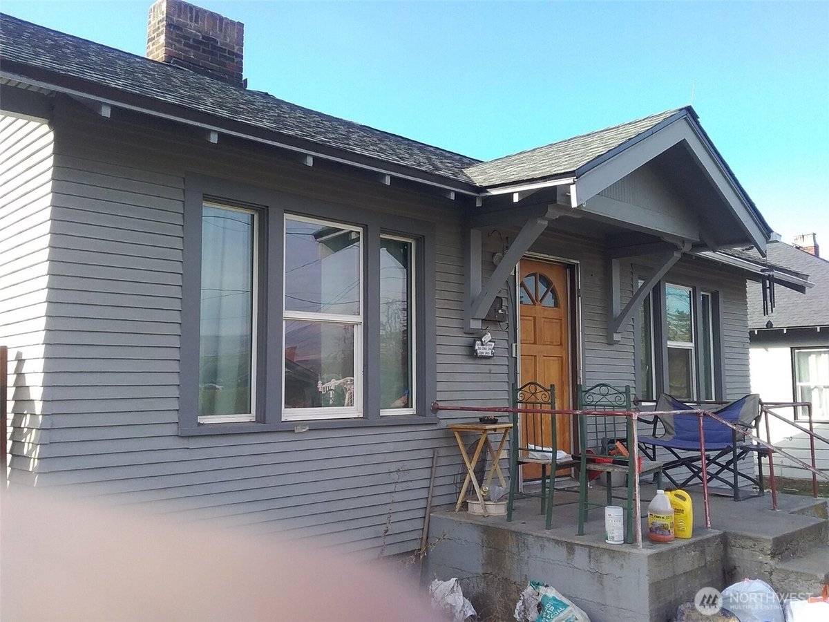 912 Okanogan Avenue, Wenatchee, WA 98801