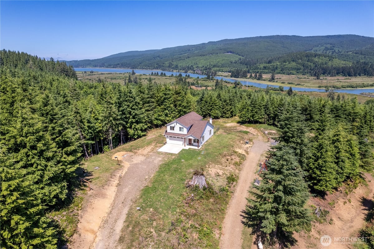 327 Parpala Road, Naselle, WA 98638