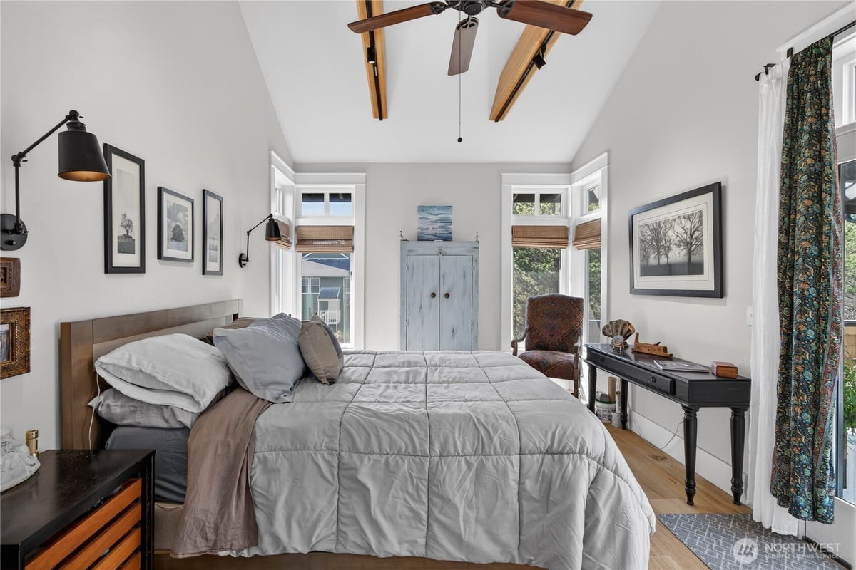 306 6th Street NW, Long Beach, WA 98631 - 12