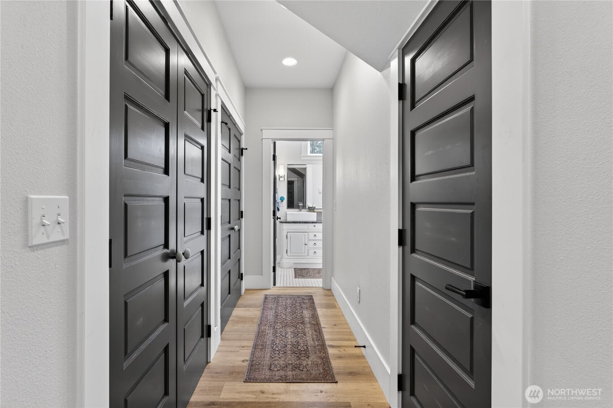 306 6th Street NW, Long Beach, WA 98631 - 33