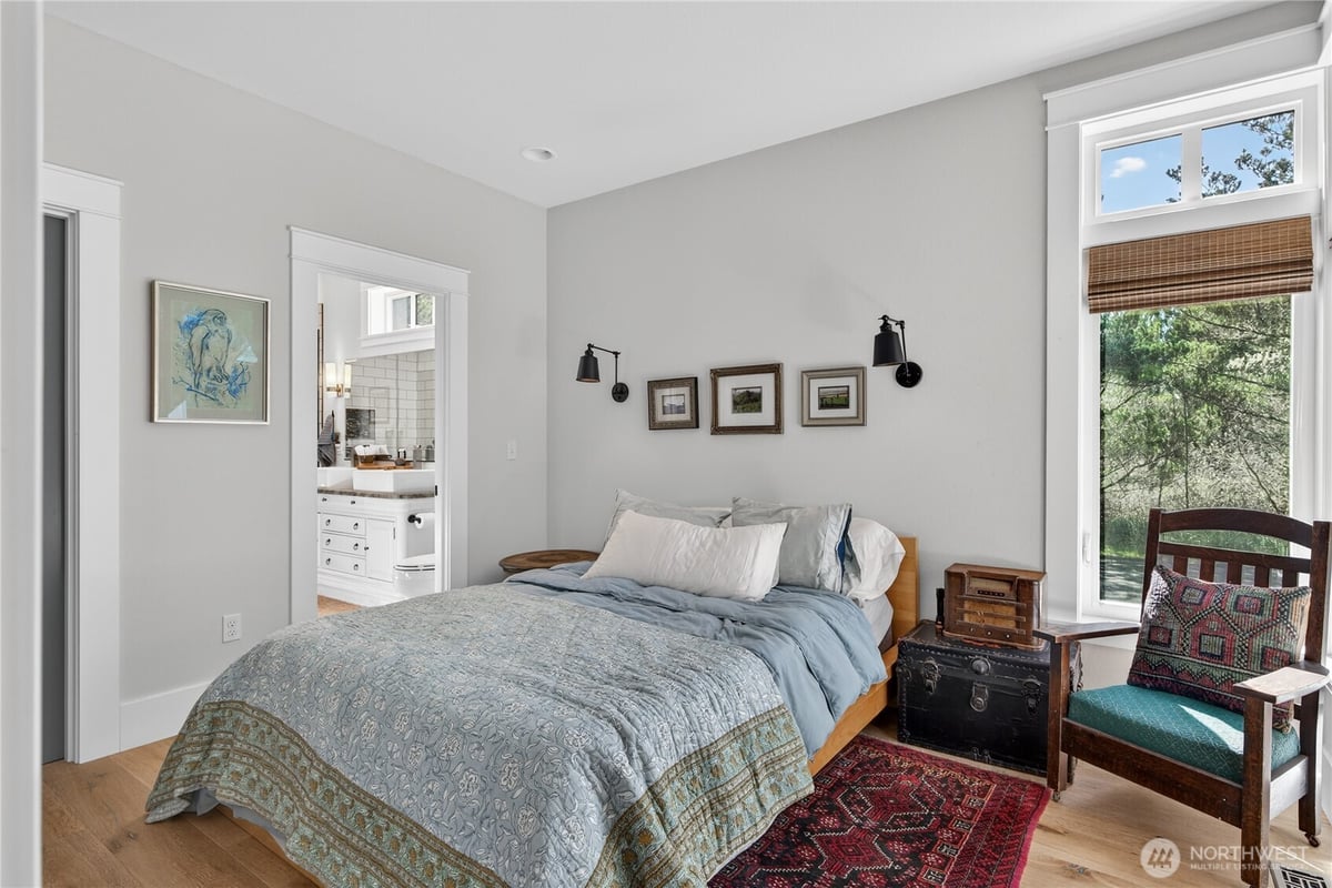 306 6th Street NW, Long Beach, WA 98631 - 34