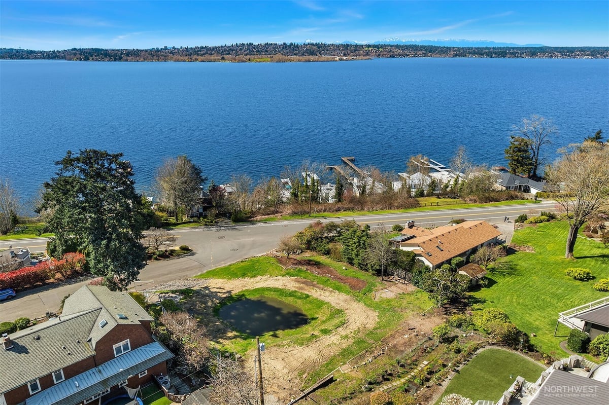 508 8th Avenue W #A, Kirkland, WA 98033