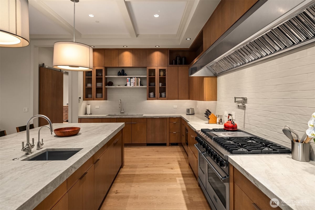 No Property Photos