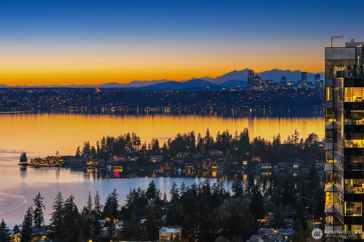 10700 NE 4th Street #4102, Bellevue, WA 98004