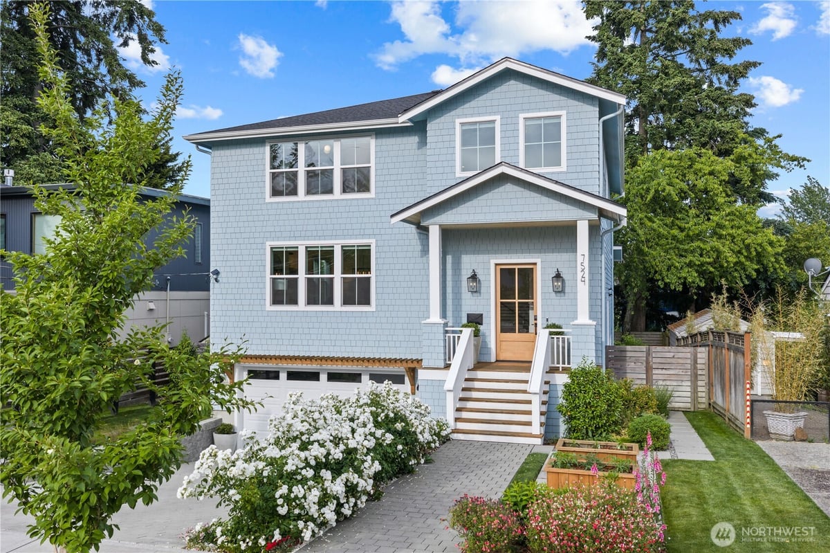 7524 33rd Avenue NE, Seattle, WA 98115