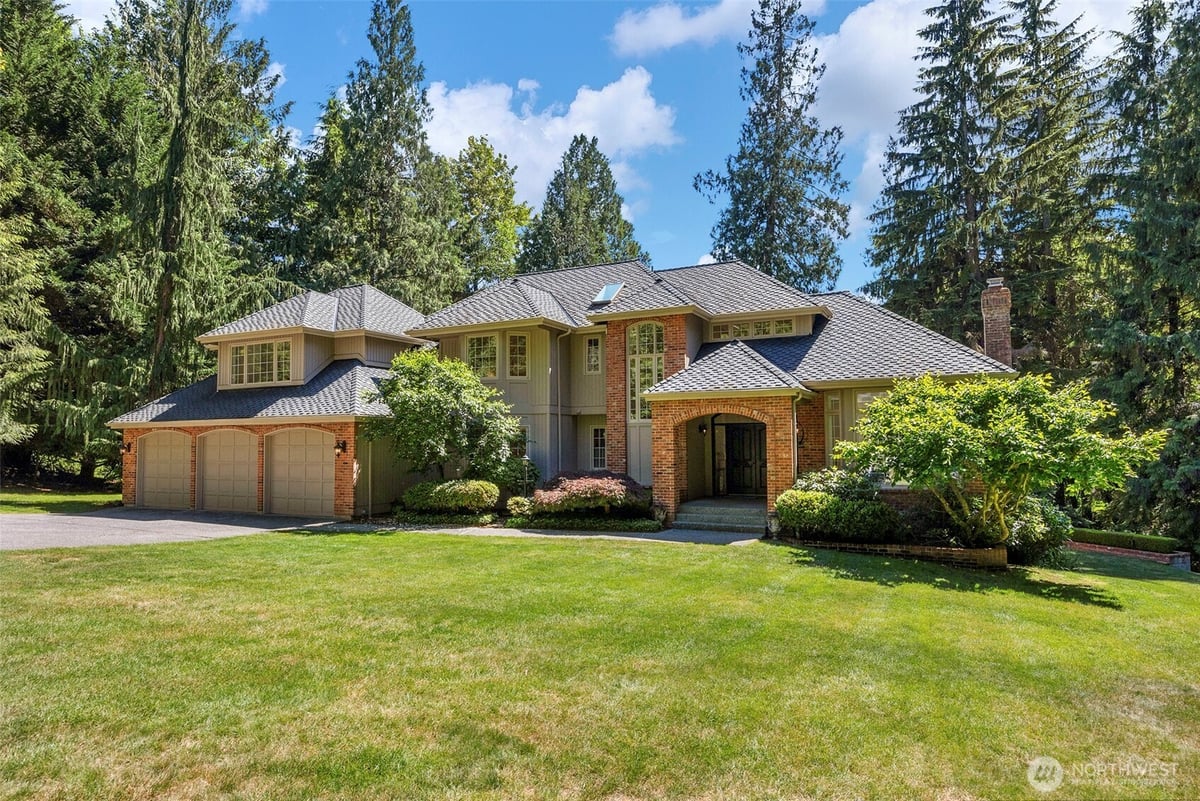 8412 E Meadow Lake Drive, Snohomish, WA 98290