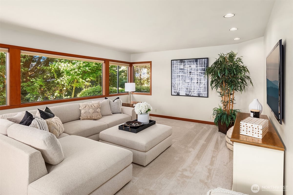 No Property Photos