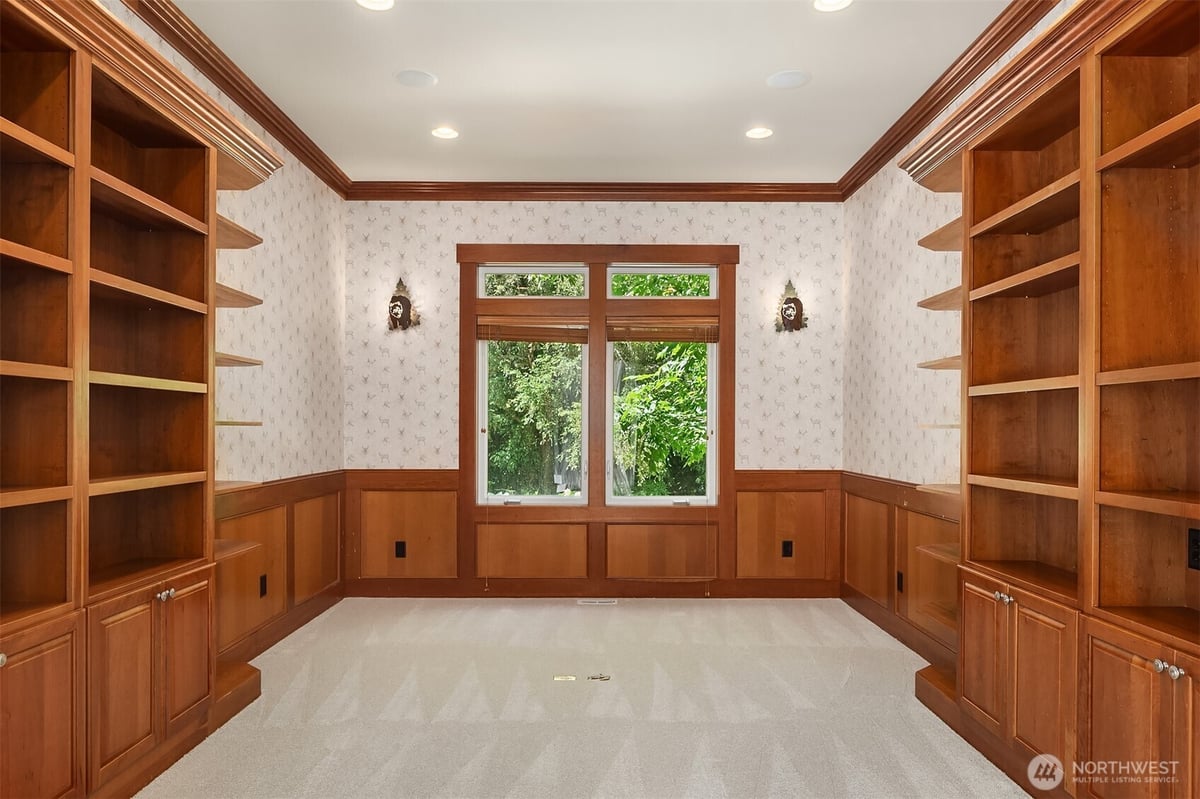 No Property Photos