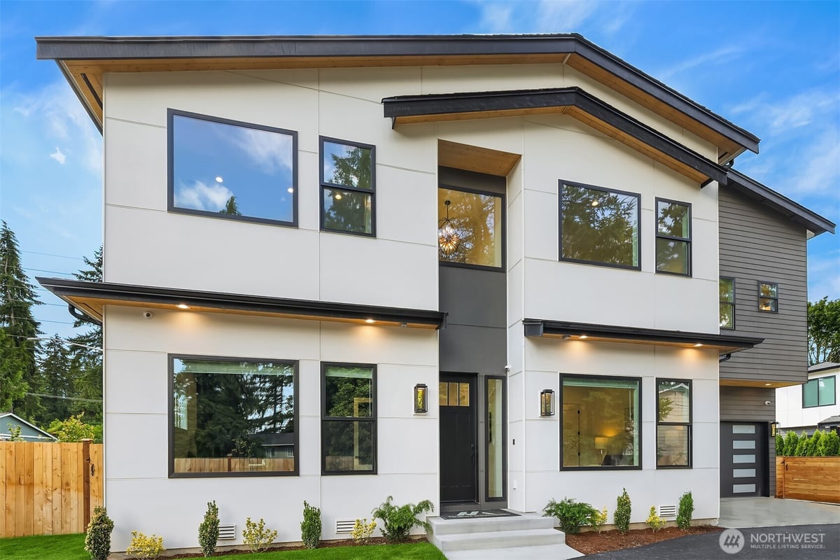 13694 NE 83rd Street, Redmond, WA 98052