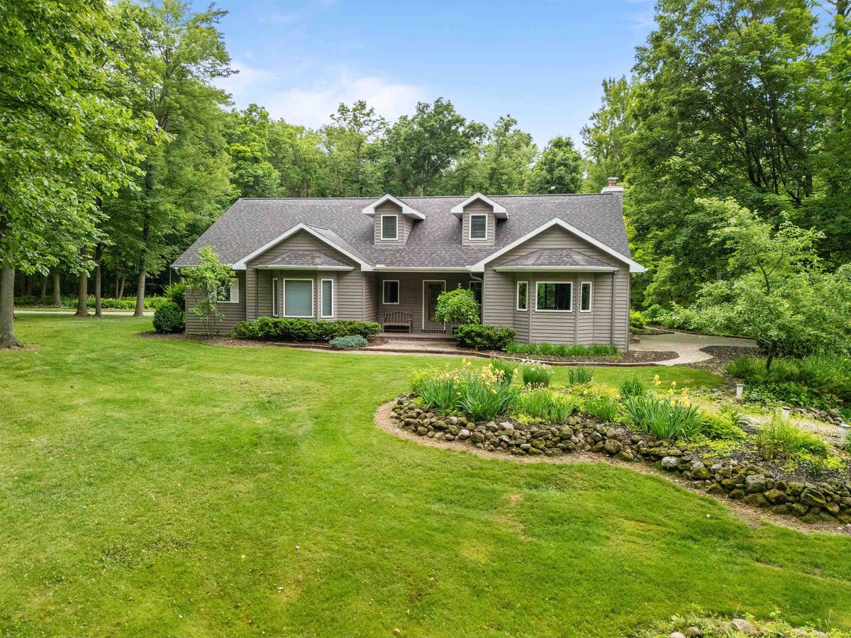 N2124 FOX RIDGE Lane (Town of Caledonia)