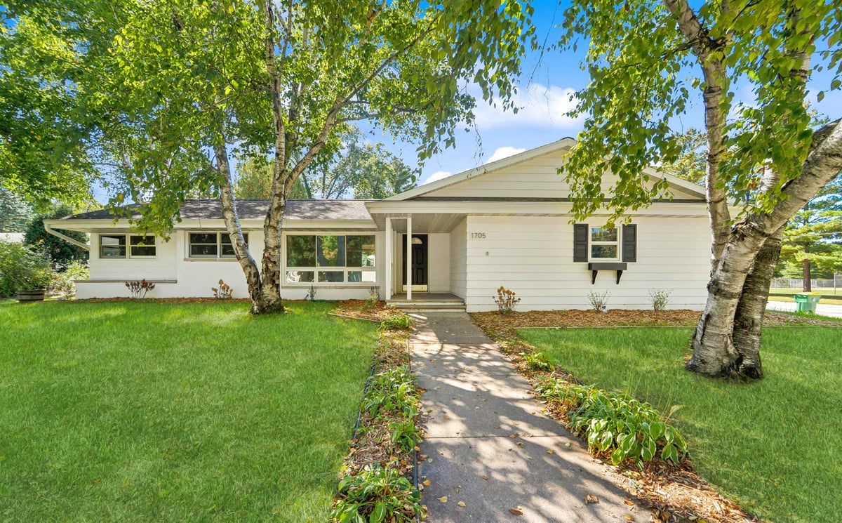 1705 BIEMERET Street (City of Green Bay)