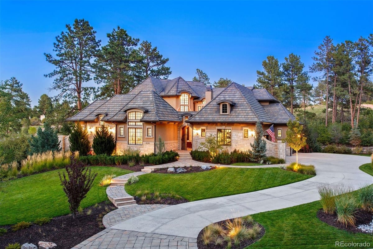 2130 Avenida Del Sol