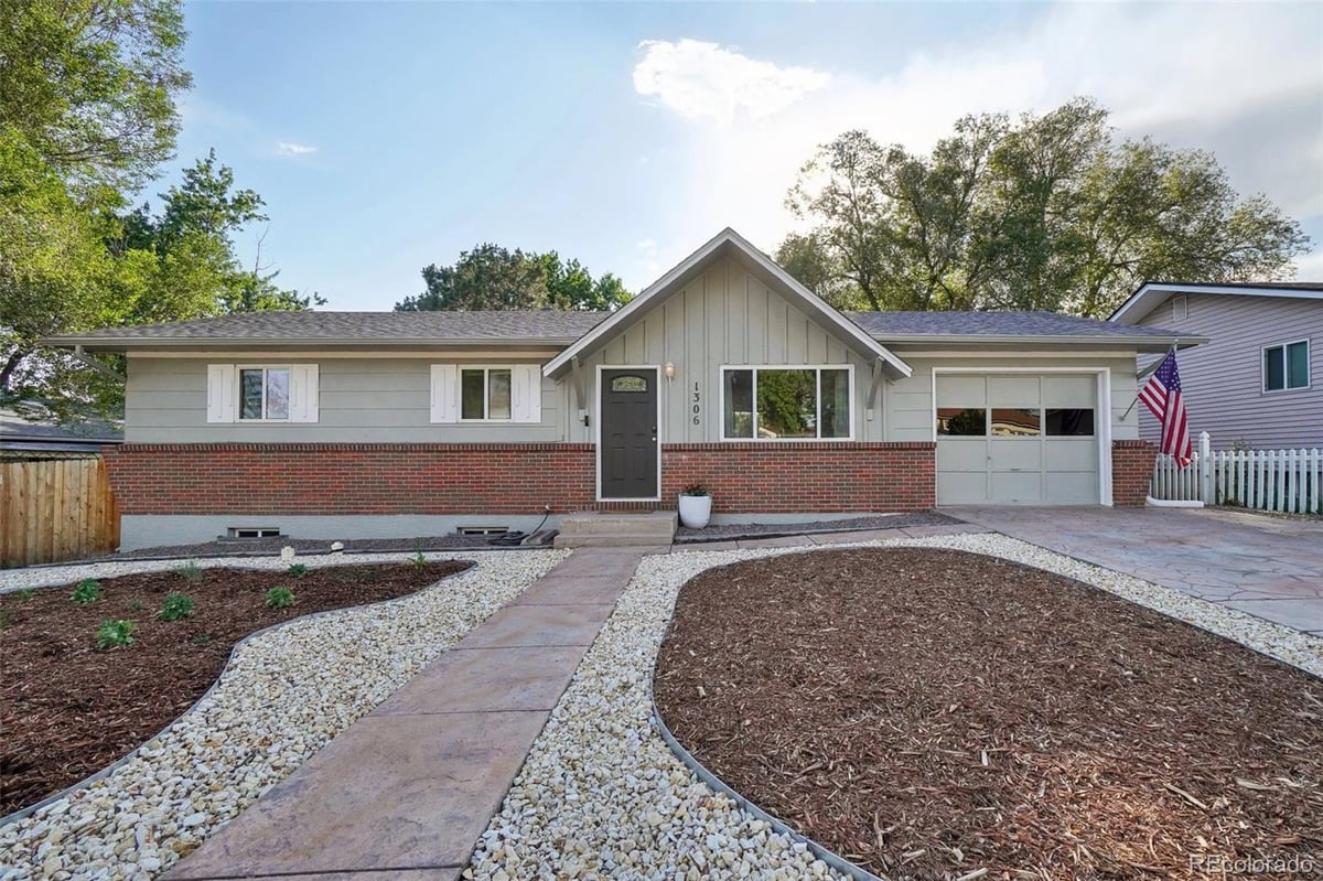 1306 Delaware Drive