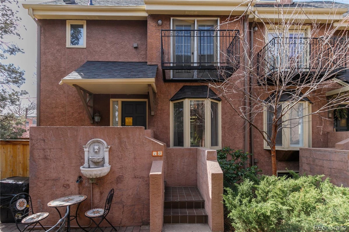 999 N Emerson Street #10
