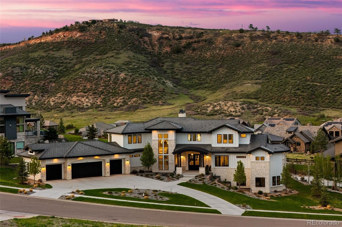 15191 Dinosaur Ridge Road