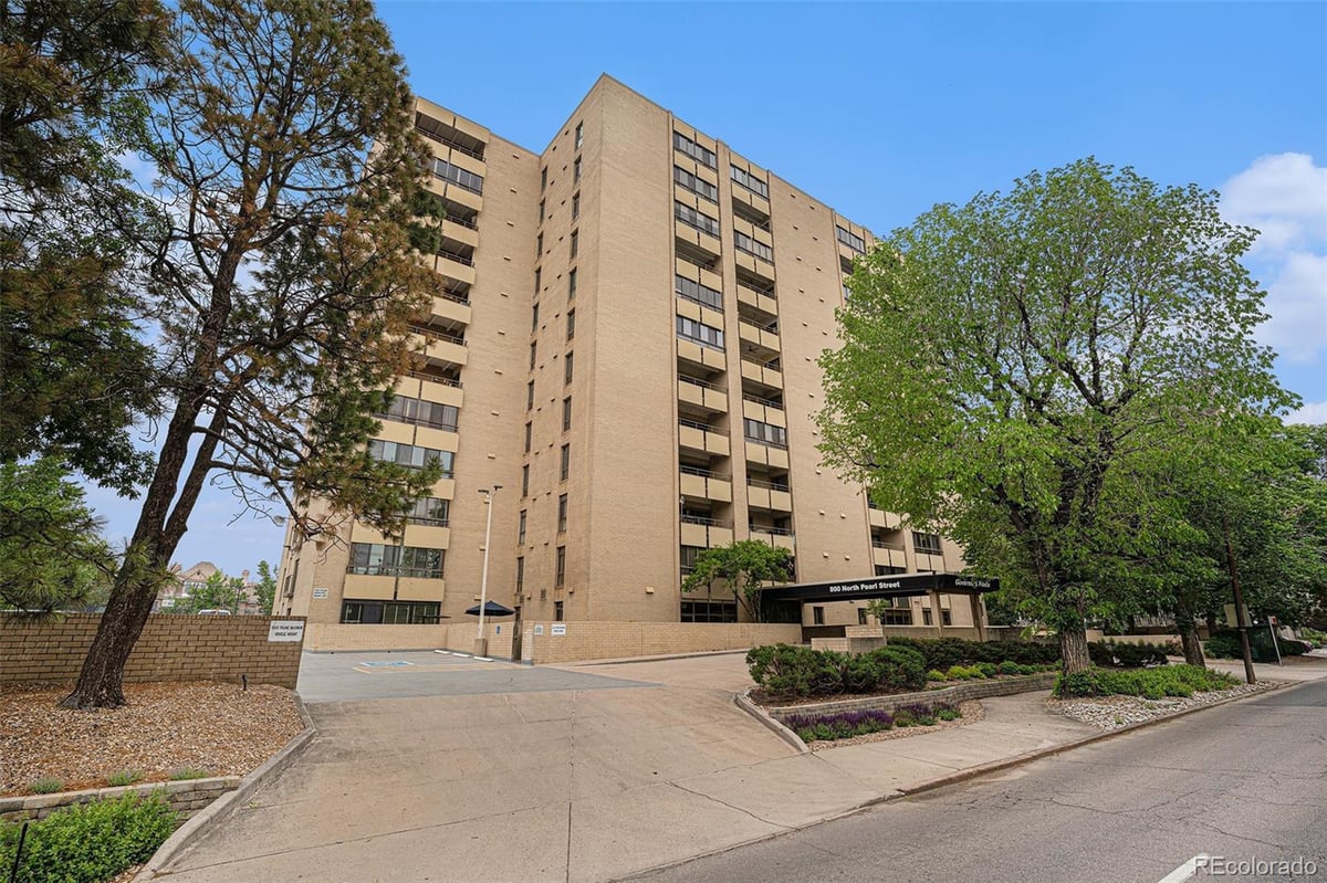 800 N Pearl Street #1109