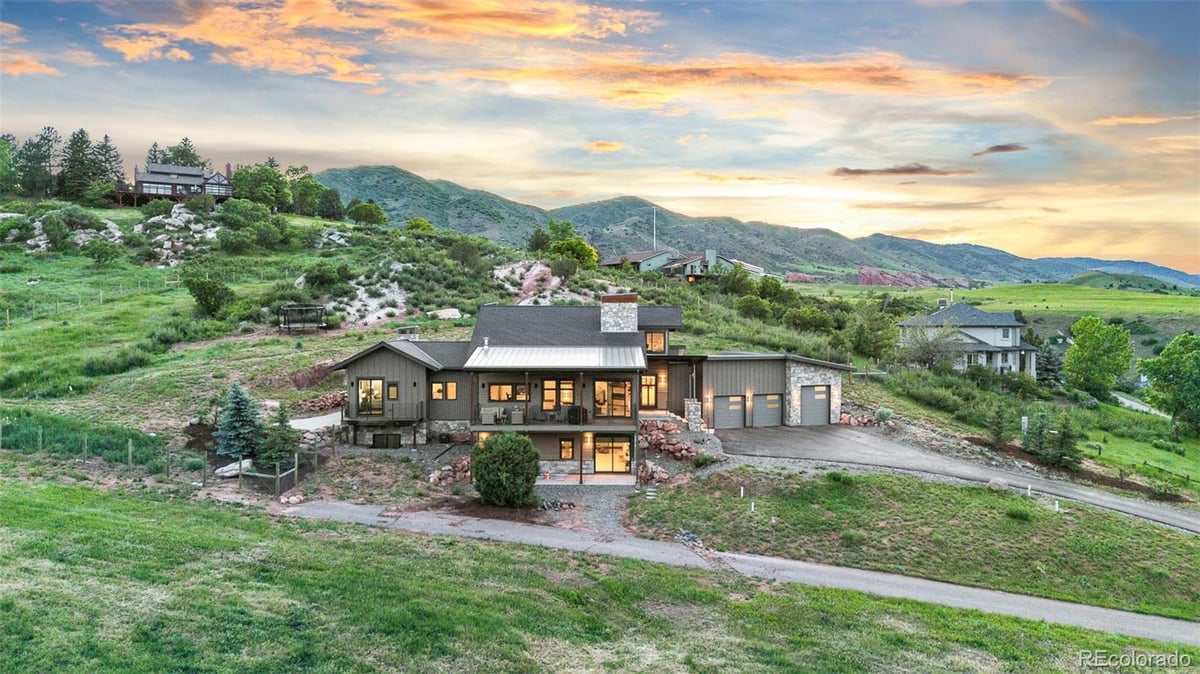 12947 Lazy Dog Lane