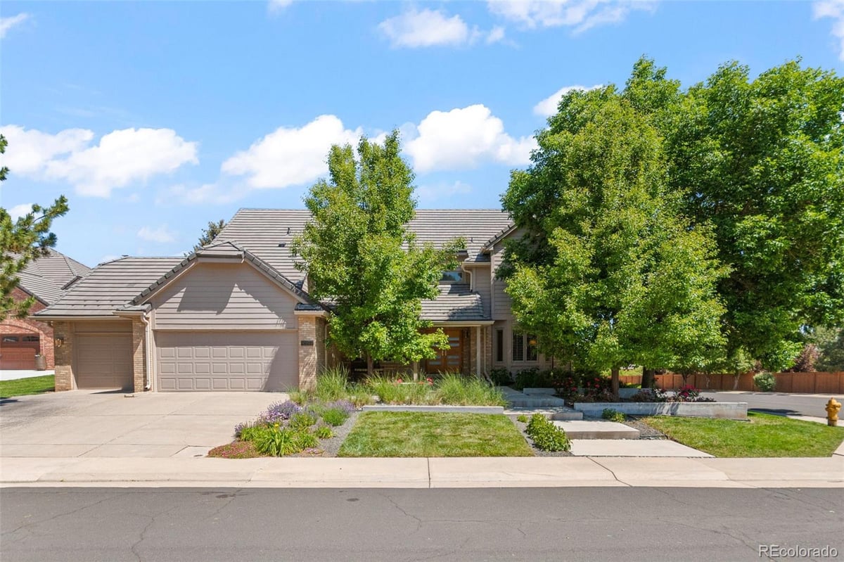 10293 E Sheri Lane
